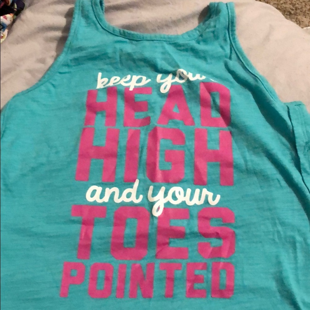 ‘keep ur head high and ur toes pointed’ tank top!